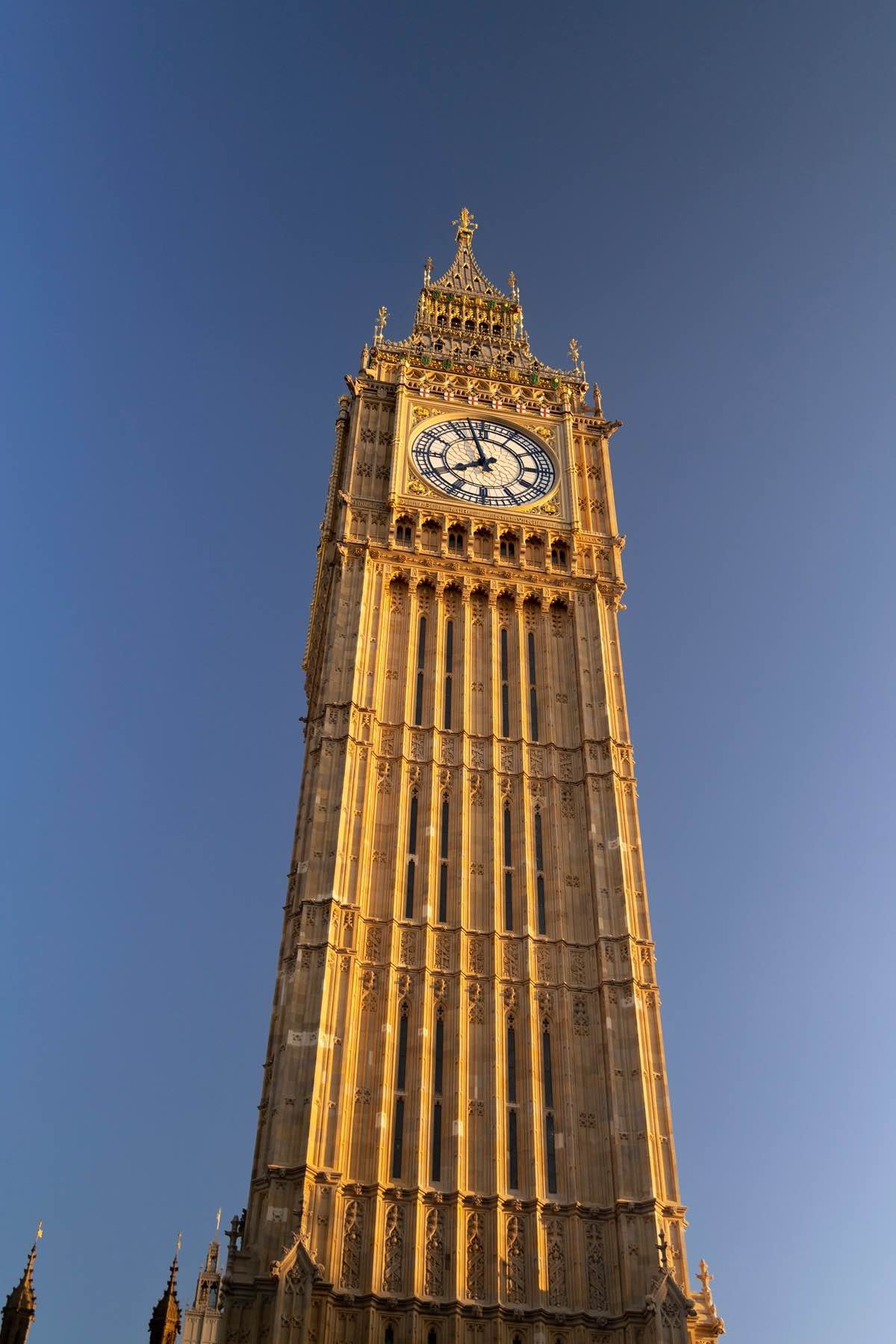 Londra'da Big Ben saat kulesi
